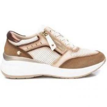 Zapatilla de mujer Xti 142578 beige cremallera