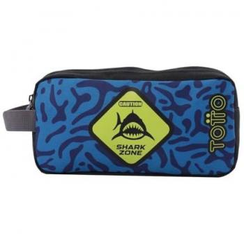 Estuche Escolar Grande Sharky, Dos Compartimentos, Asa Lateral, Identificador, Compacto y Resistente, Color Azul - TOTTO