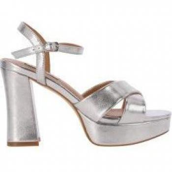 Chika10 Jolie 10 Sandalias de Mujer con Plataforma, Color Plata/Silver, Altura de Tacón 11cm, Cierre de Hebilla