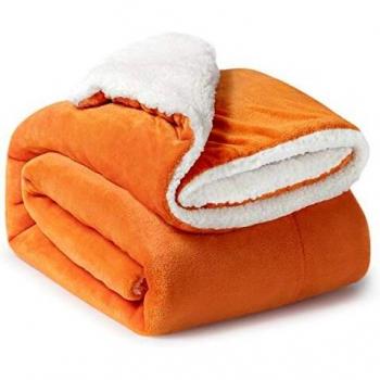 Bedsure Manta Reversible de Franela/Sherpa 150x200cm - Manta para Cama 90 de 100% Microfibra Extra Suave - Manta de Felpa Naranja