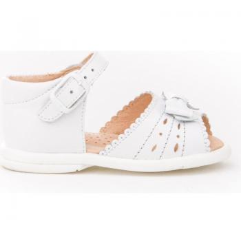 Sandalias de Niña ANGELITOS SANDALIA PIEL 922 BLANCO con piel de alta calidad, diseño elegante en color blanco, suela antideslizante, cierre ajustable para mayor comodidad y soporte, ideal para uso diario