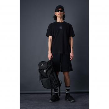 Bermuda Champion Negra Legacy Athleisure Short con características de pantalón corto, color negro, estilo athleisure, talla S