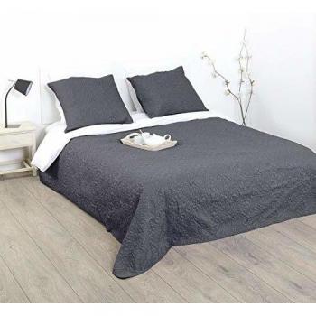 Colcha Arabesca Gris Oscuro 240x260 + 2 Fundas Almohada 60x60 Juego Ropa Cama Suave Estampado Textura Acolchada