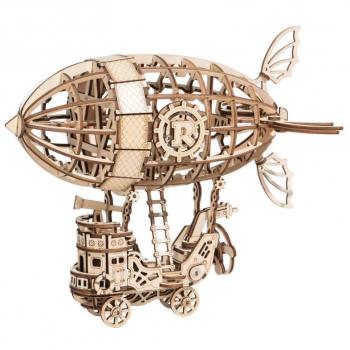 Maqueta de Madera del Dirigible Vuelo en las Nubes