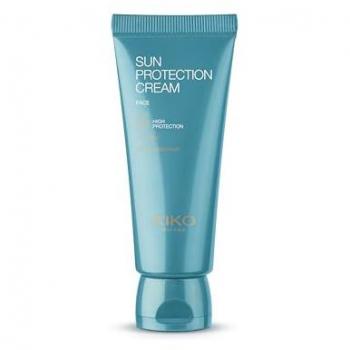 KIKO Milano Crema Solar Facial Hidratante SPF 50 con Ácido Hialurónico - Protección UVA y UVB, 50ml