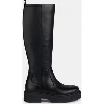 Botas Penélope Cruz x Geox de mujer en piel con suela alta, modelo GEOX Spherica Ec7, color negro