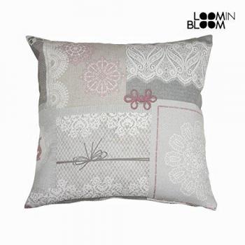 Cuscino merletti by Loomin Bloom