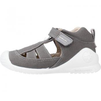 Sandalias Niño Biomecanics Modelo 222186b, características: diseño ergonómico, suela antideslizante, material transpirable, cierre de velcro para un ajuste seguro, plantilla acolchada para mayor comodidad