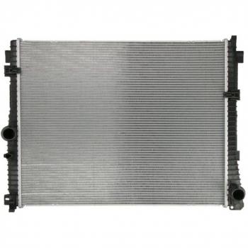 Radiador de refrigeración del motor NISSENS 606785