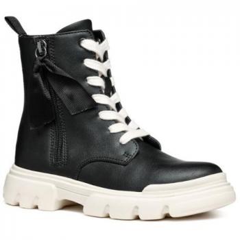 Bota Geox J. Junette J36HVG de Mujer en Color Negro, Cuero Sintético, Suela Transpirable, Detalle de Lacito, Cremallera Lateral