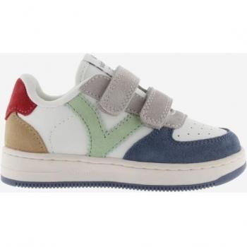 Zapatillas de niños tipo basket bajas con cierre adherente