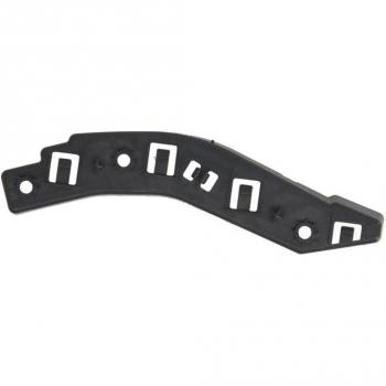 Soporte para parachoques BLIC 5504-00-2013939P Izquierda, fabricado en plástico de alta resistencia, color negro, compatible con modelos específicos de vehículos, diseñado para proporcionar soporte y estabilidad al parachoques delantero