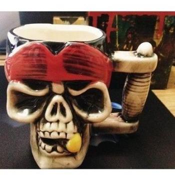 Cerámica Creativa Calavera Pirata Taza mano tazas de porcelana cerámica cráneo Taza para amigos regalos elegantes