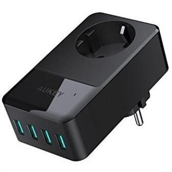 Cargador USB 4 Puertos USB con un una toma AC AUKEY
