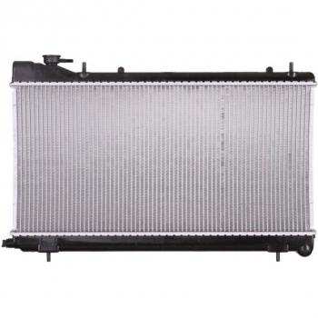 Radiador de refrigeración del motor Nissens 67705A