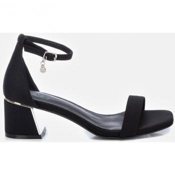 Sandalias de tacón Xti para mujer en color negro con altura de 6cm