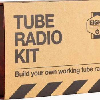 Customizable Retro Tube Radio with Eight Innovations