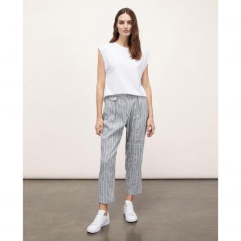 Pantalón Chino de Lino con Raya Diplomática