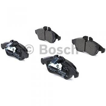 Juego de 4 plaquetas de freno BOSCH 0 986 424 218 para VW y MERCEDES-BENZ