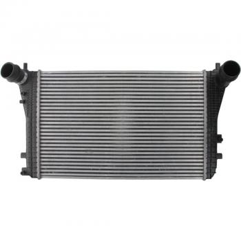 Intercooler NISSENS 96575 - Intercooler de motor, fabricado por Nissens, diseñado para optimizar el rendimiento del sistema de refrigeración del motor, compatible con diversas marcas y modelos de vehículos