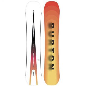 Burton Custom Flying V 2024 Snowboard estampado, tabla de snowboard con diseño versátil, construcción de madera Super Fly II, tecnología Flying V para un equilibrio entre rocker y camber, flex medio que proporciona estabilidad y maniobrabilidad,