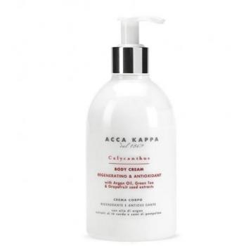 Crema Hidratante Corporal Calycanthus Acca Kappa 300ml