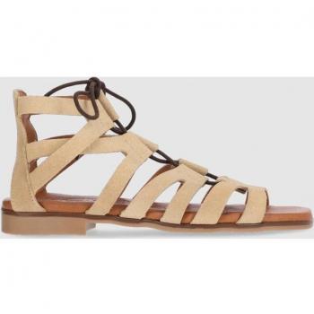 Sandalias planas de piel Chika10 Leather NEW CARLA 08 en color beige
