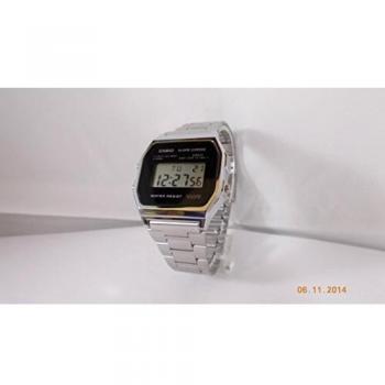 Orologio digitale con illuminazione display, calendario automatico, allarme giornaliero. Accuratezza +/- 30 sec secondi al mese.
