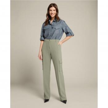Pantalón cargo de mujer con fibras recicladas