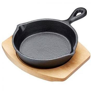 MasterClass KitchenCraft Artesà Sartén Pequeña de Hierro Fundido, Redonda, Medidas 17 x 13 cm - Negro/Beige