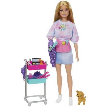 Barbie - RTT Barbie 'Malibu' Stylist, muñeca de moda con cabello largo y lacio, vestida con un conjunto colorido, incluye accesorios de estilista como peines y tijeras, ideal para juegos de rol creativos