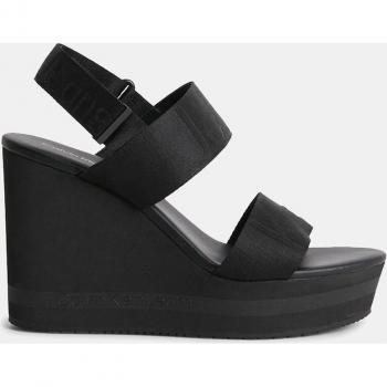 Calvin Klein Jeans - Sandalias de cuña de mujer con puntera redonda, tiras logotipadas y cierre adherente