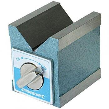 Bloque en V magnético Silverline 244994, 150 mm de longitud, fabricado en acero al carbono, con superficie tratada para mayor durabilidad, ideal para sujeción de piezas durante el mecanizado y soldadura