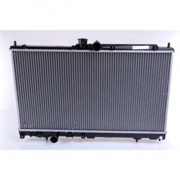Radiador NISSENS 628956 para refrigeración del motor, con alta eficiencia térmica, diseño optimizado para una mejor circulación de líquido refrigerante, fabricado con materiales de calidad para mayor durabilidad y resistencia a la corrosión