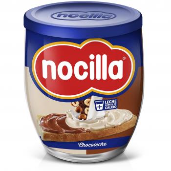 Nocilla Chocoleche Crema de Cacao Natural y Leche con Avellanas en Envase de Vidrio Reutilizable, 180g