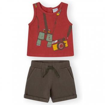 Conjunto de bebé niño con camiseta trampantojo y short