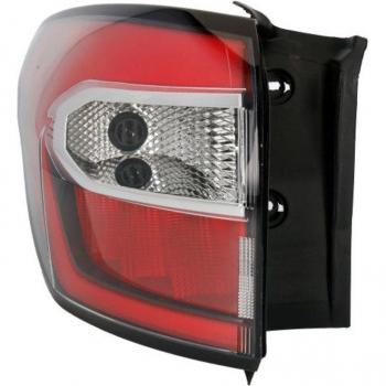 Luz trasera TYC 11-14712-26-9 Izquierda, tipo: piloto trasero, características: diseño específico para la parte izquierda del vehículo, cumple con estándares de calidad y homologación, fácil instalación