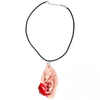 Collar con Oreja Sangrienta de 5,5X10X1,5 cm