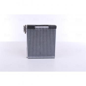 Evaporador de aire acondicionado NISSENS 92283, sistema de refrigeración, compatible con diversos modelos de vehículos, fabricado en materiales de alta calidad para garantizar durabilidad y eficiencia en el rendimiento del aire acondicionado