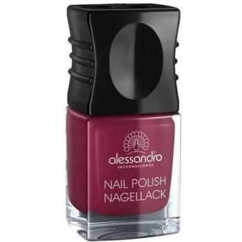Laca de Uñas Alessandro 10 ml Color Rojo Intenso y Marrón Suave - Elegant Rubin