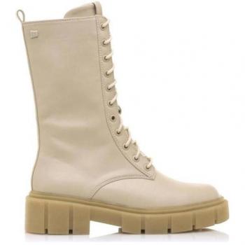 Botas de Mujer Mustang en color beig, modelo MTNG 115323
