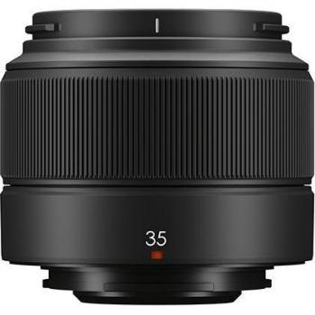 Fujifilm XC 35mm f/2 Negro