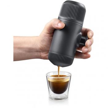 Máquina de Espresso Portátil WACACO Nanopresso Chill White con Estuche Protector