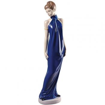 NAO Figura La Modelo (Edición Especial). Mujer de Porcelana