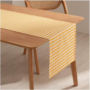 Camino de mesa rectangular Vichy amarillo 45x170 cm con tratamiento antimanchas y acabado impermeable