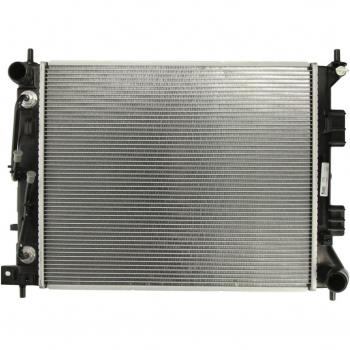 Radiador de refrigeración del motor NISSENS 67608, tipo: radiador, características: diseño de alta eficiencia, fabricado con materiales de calidad para una óptima transferencia de calor, compatible con múltiples modelos de vehículos, fácil instalac
