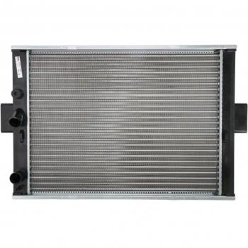 Radiador NISSENS 62288 para refrigeración del motor, compatible con múltiples vehículos, fabricado en aluminio y plástico, con alta eficiencia térmica y diseño optimizado para una mejor circulación de líquido refrigerante