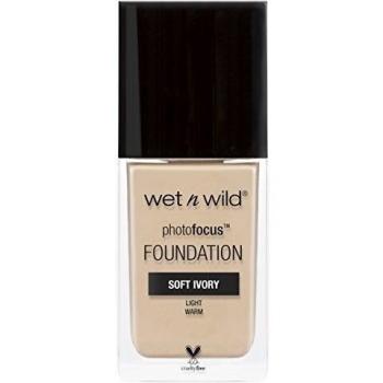 Wet n Wild Photo Focus Mattifying Liquid Foundation - Soft Ivory 30 ml