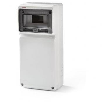 Caja ciega para tomas industriales Famatel 3951, dimensiones 506x230x130 mm, grado de protección IP65, capacidad para 8 módulos