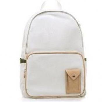Mochila Mustang Toke para Mujer en Color Blanco con Bolsillo Frontal y Cierre de Cremallera